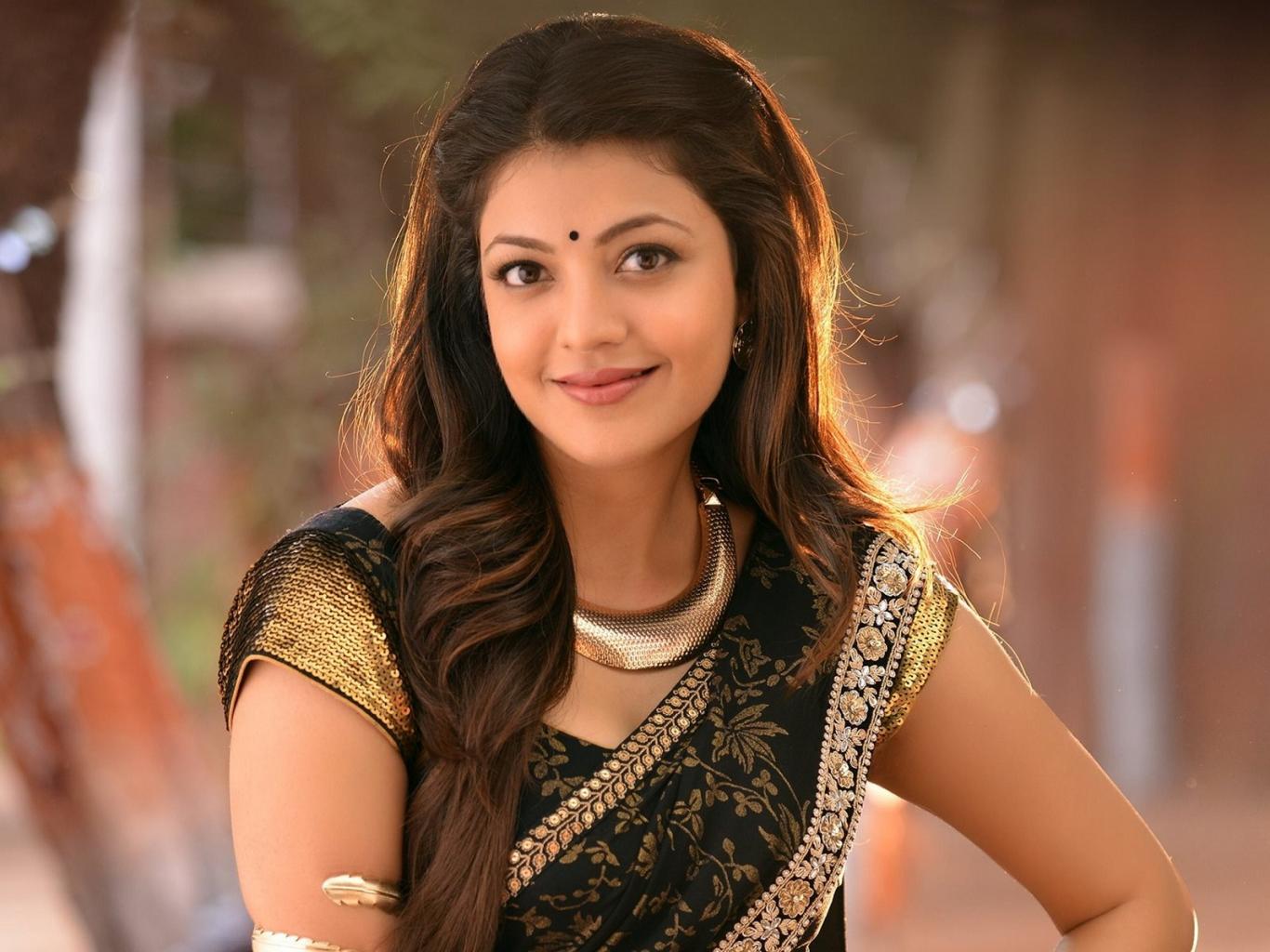 Kajal In Black Saree HD Wallpaper