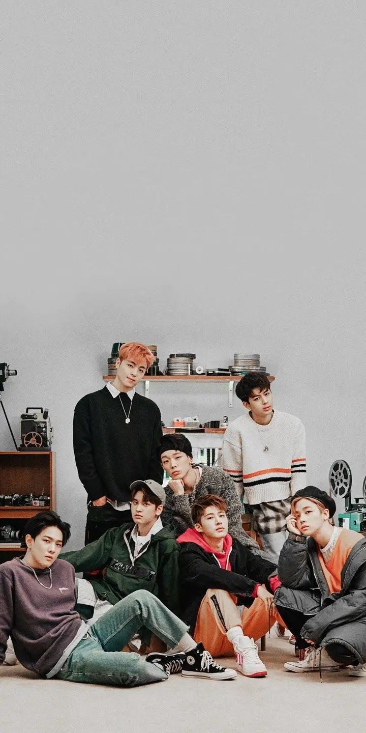 Aesthetic Ikon Desktop Wallpaper HD