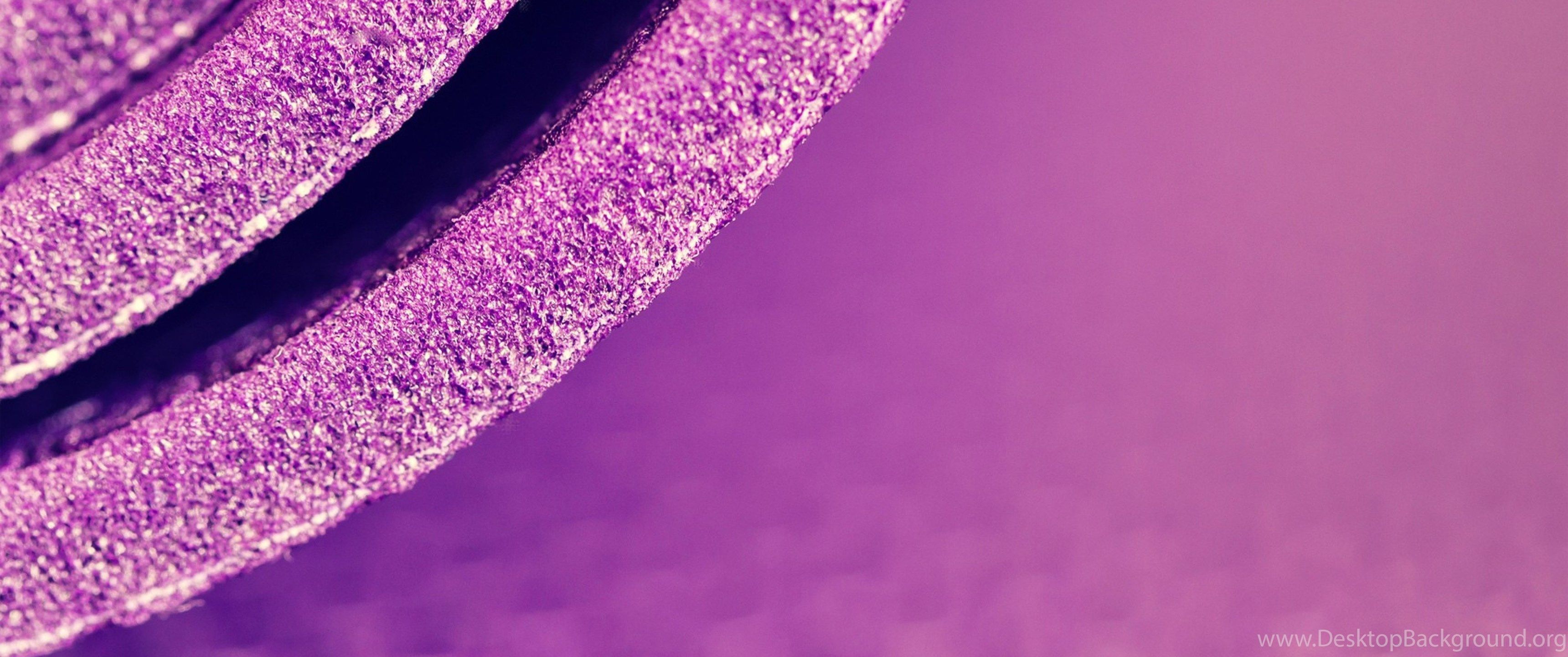 Download Wallpaper 3840x2160 Surface, Point, Light, Lilac 4K Ultra. Desktop Background