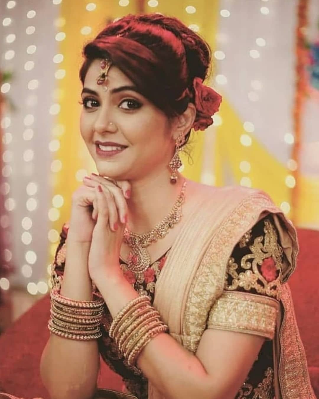 बिग बॉस फेम - वीणा जगताप. Veena Jagtap #veenajagtap. Actresses, Beautiful saree, Marathi saree