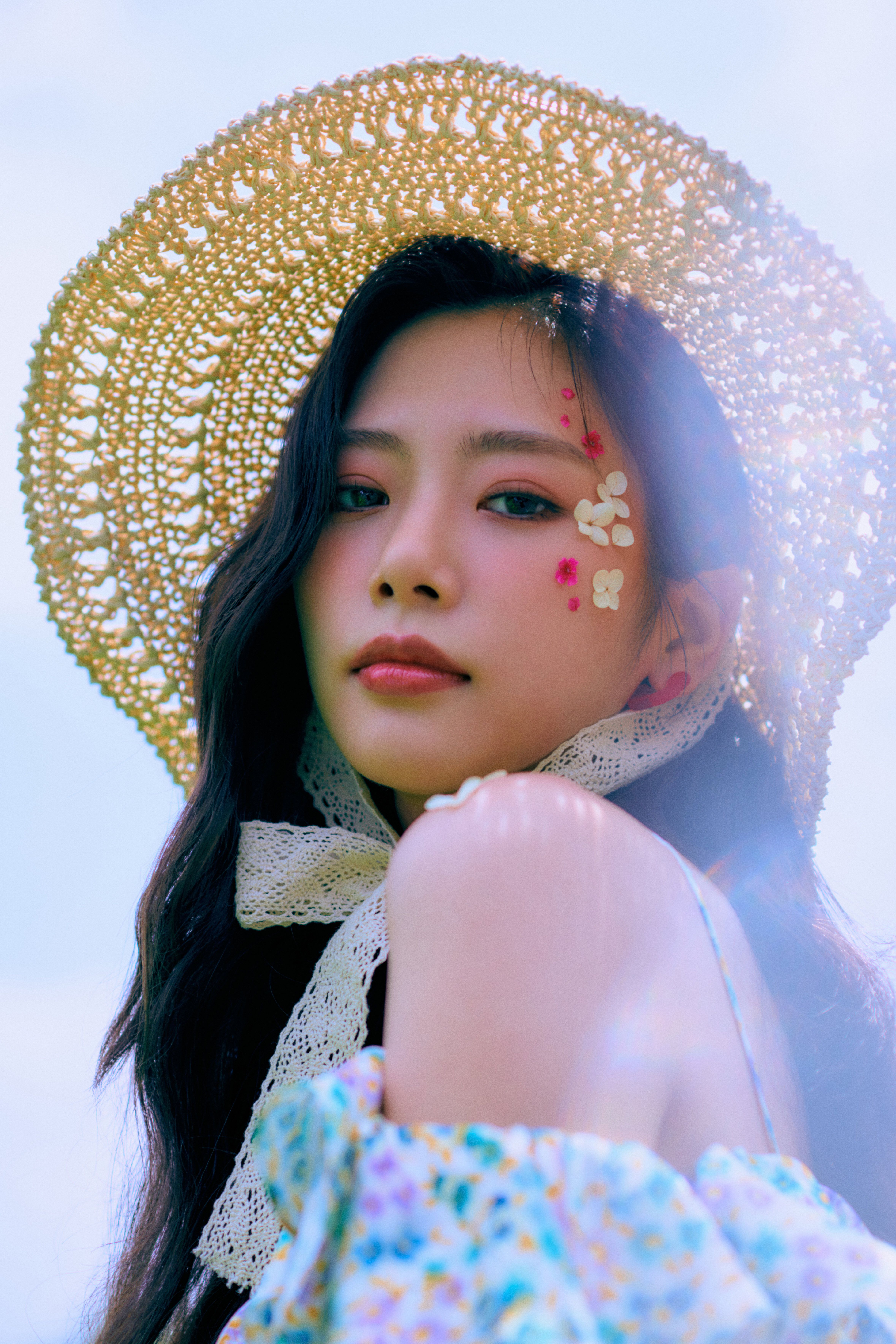 Dreamcatcher Dystopia: Lose Myself Boca Concept Photo (HD HQ HR)-Pop Database Dbkpop.com