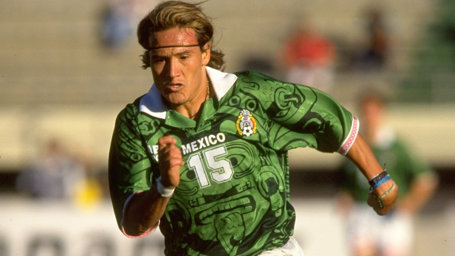 Luis Hernandez slams Osorio's Mexico national team