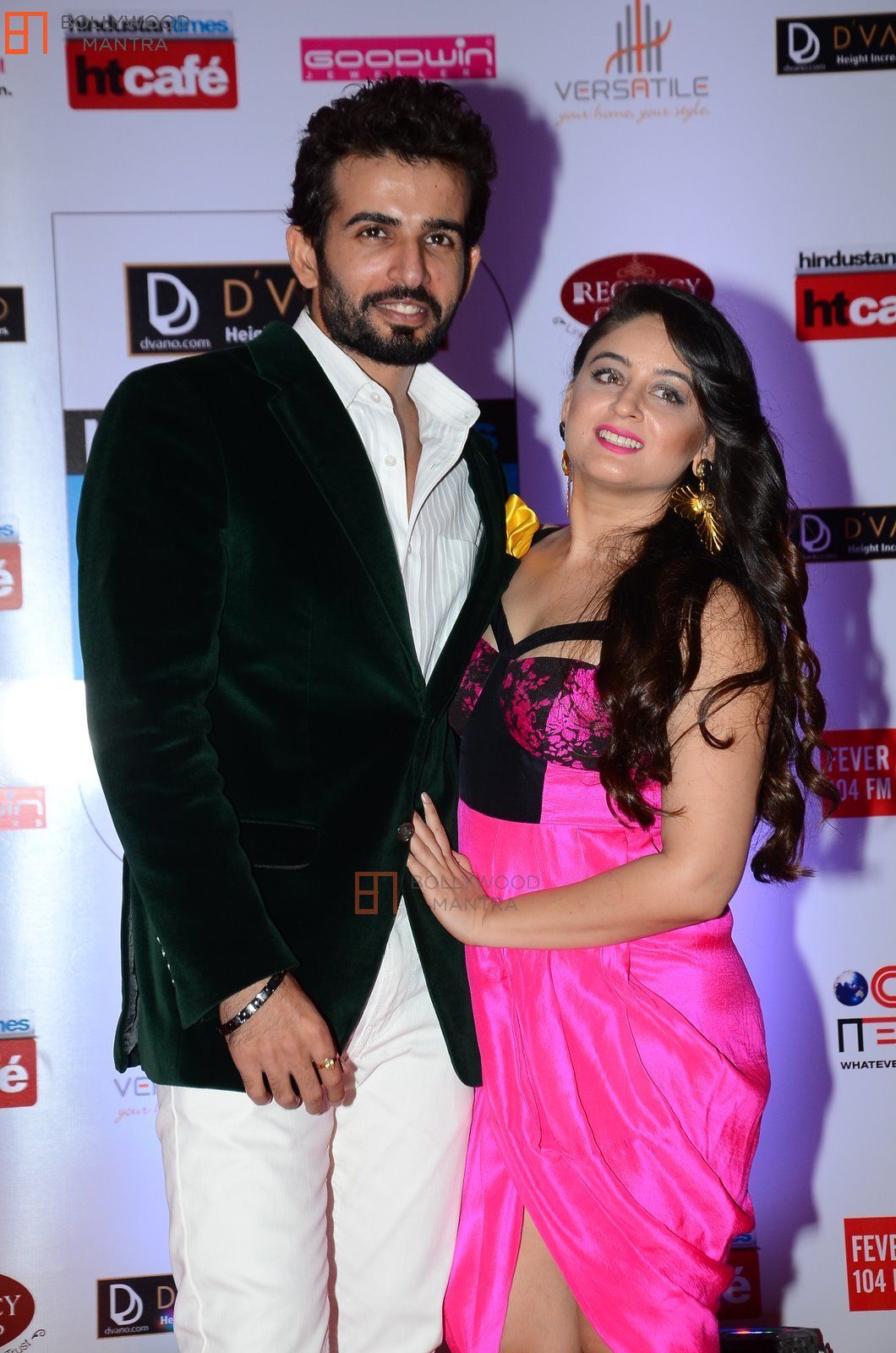 Parents To Be Mahhi Vij, Jay Bhanushali Announce Good News Adorably