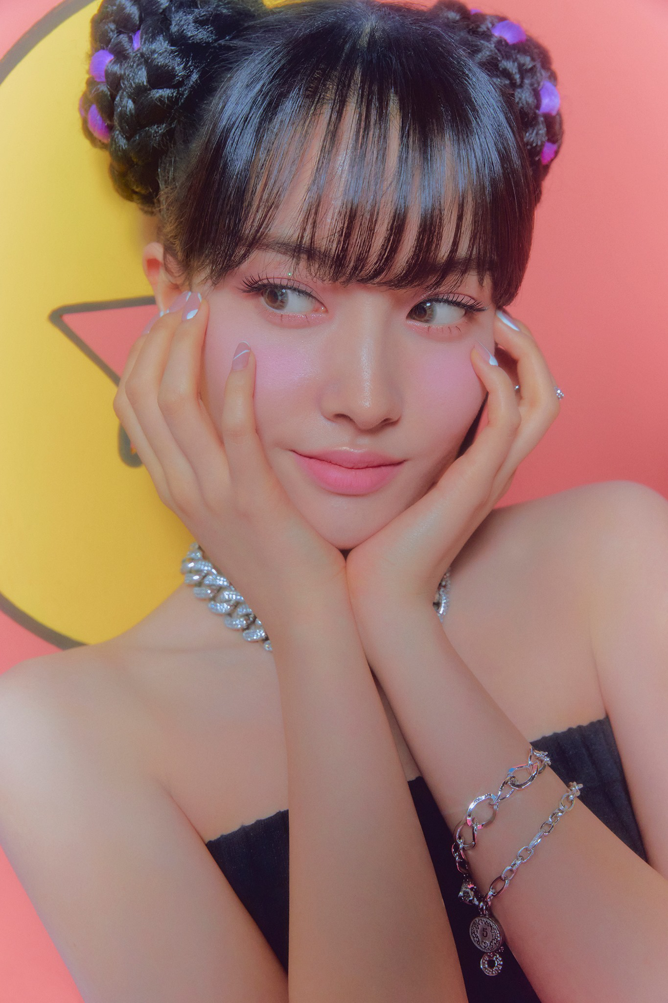 Yoon (STAYC)