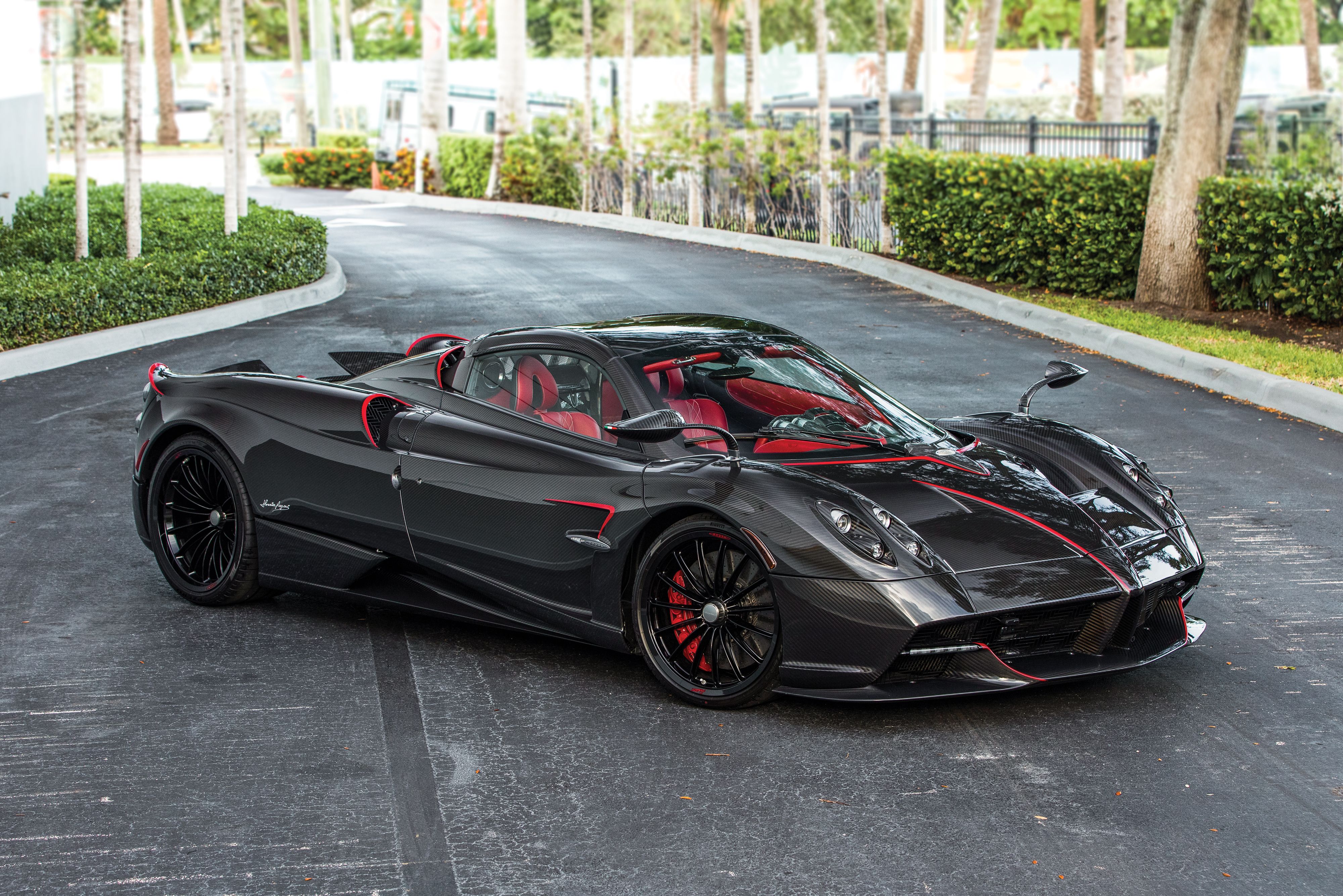Pagani Huayra Roadster Wallpaper, HD