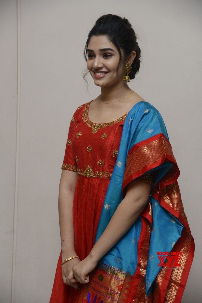Actress Krithi Shetty Glam Stills From Uppena Movie Abhinandana Sabha News XYZ