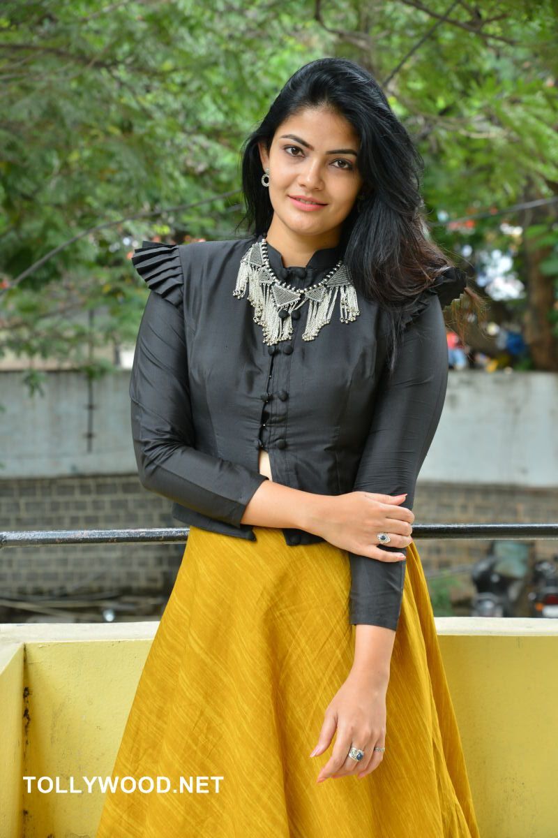 Kalpika Ganesh Photo