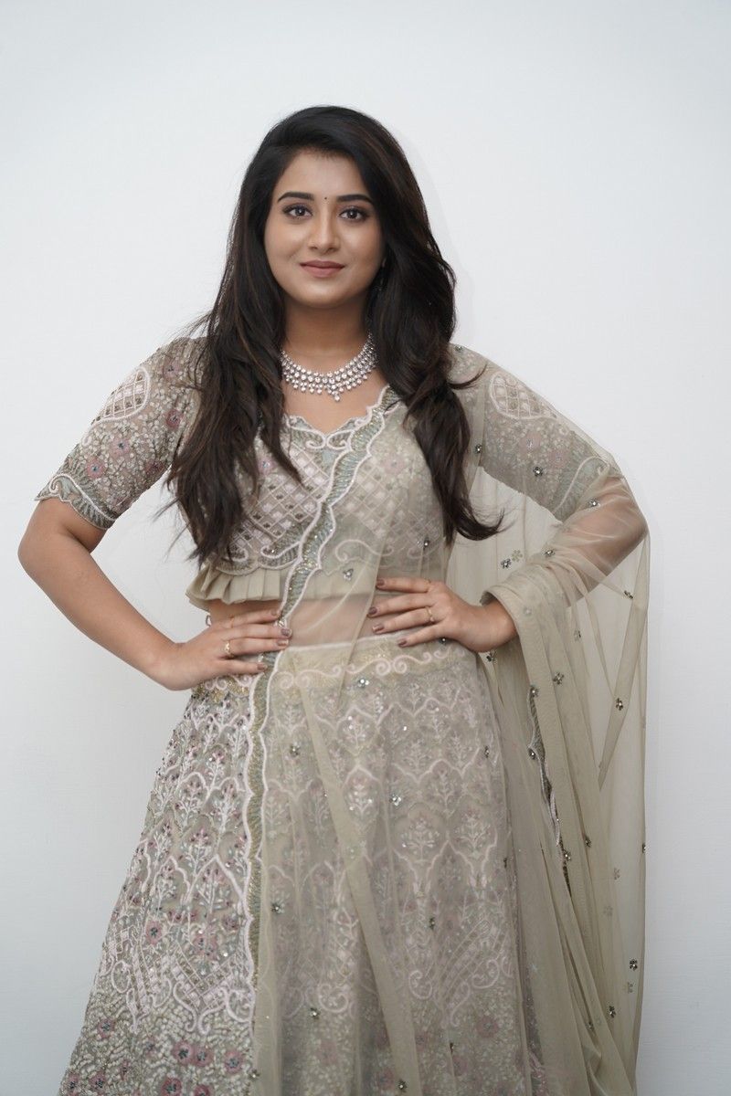 Raashi Singh HD Photo At Sashi Movie Pre Release Event