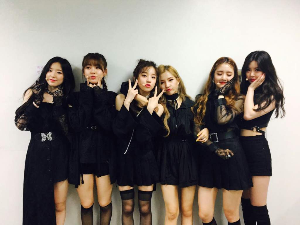 G Dle Latata Outfits (G)I DLE 2020