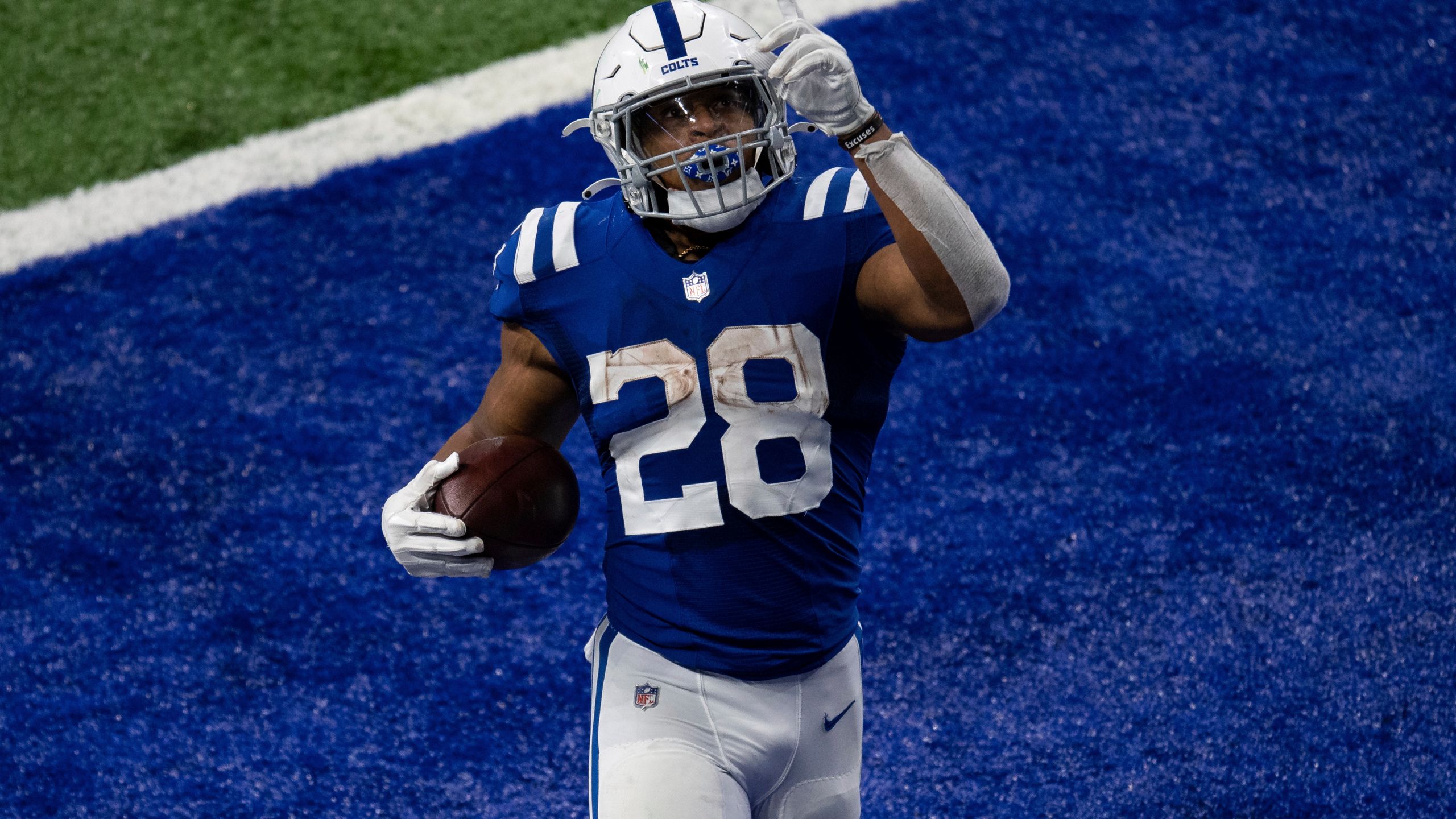 Colts place RB Jonathan Taylor on COVID list, rule Ryan Kelly out versus Titans