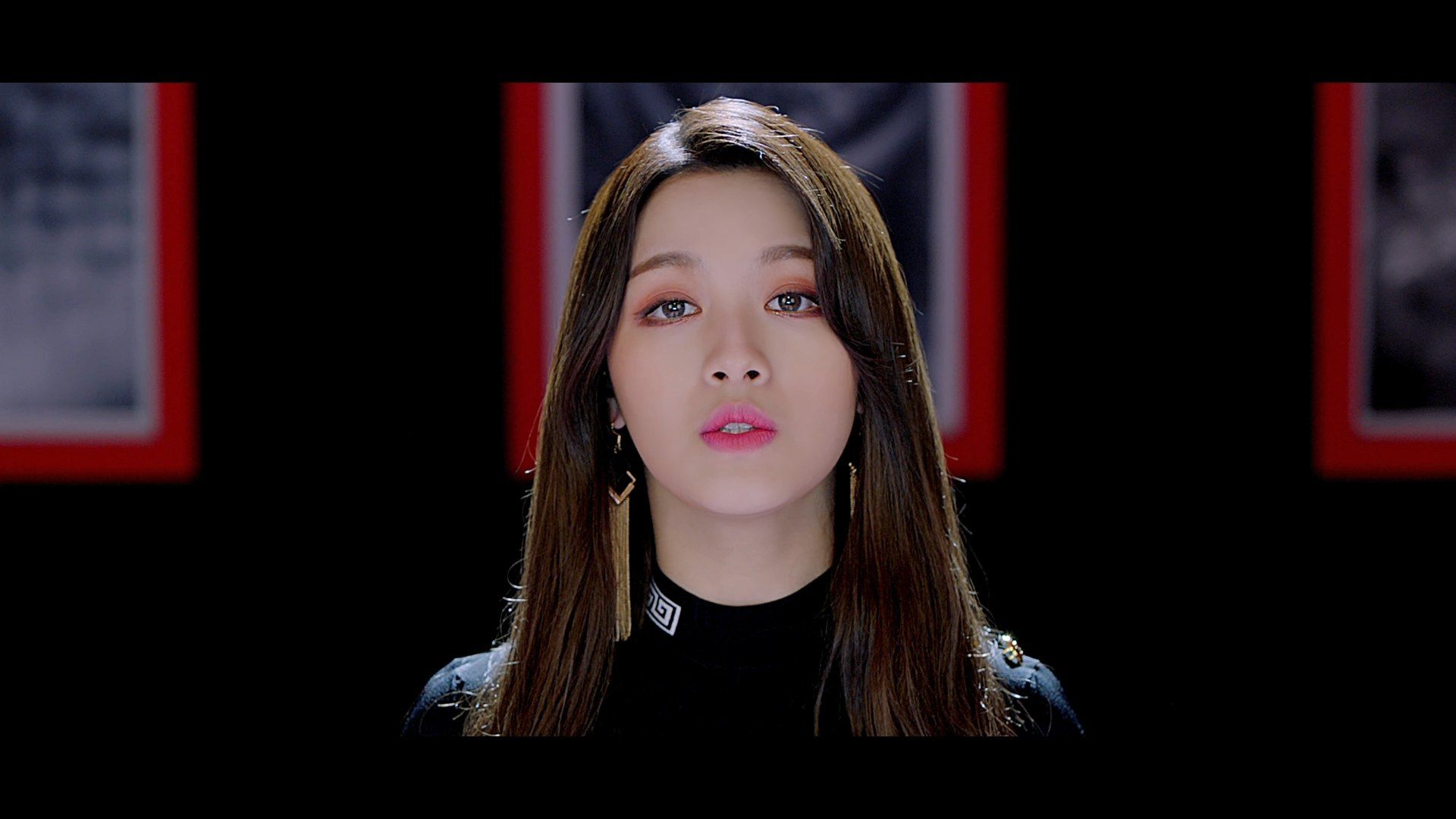 CLC Dress Who's Who Pop Database / Dbkpop.com