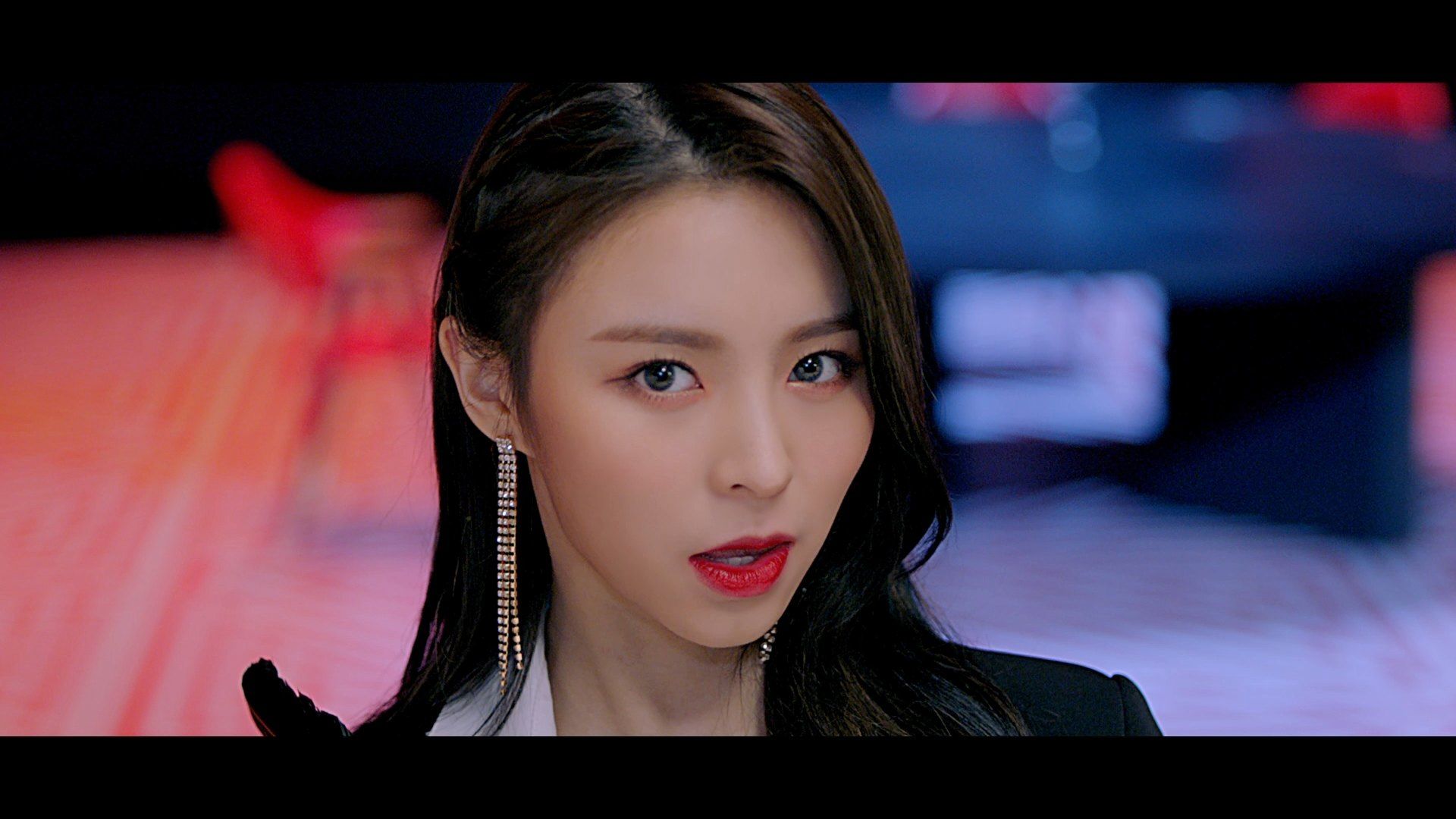 CLC Dress Who's Who Pop Database / Dbkpop.com