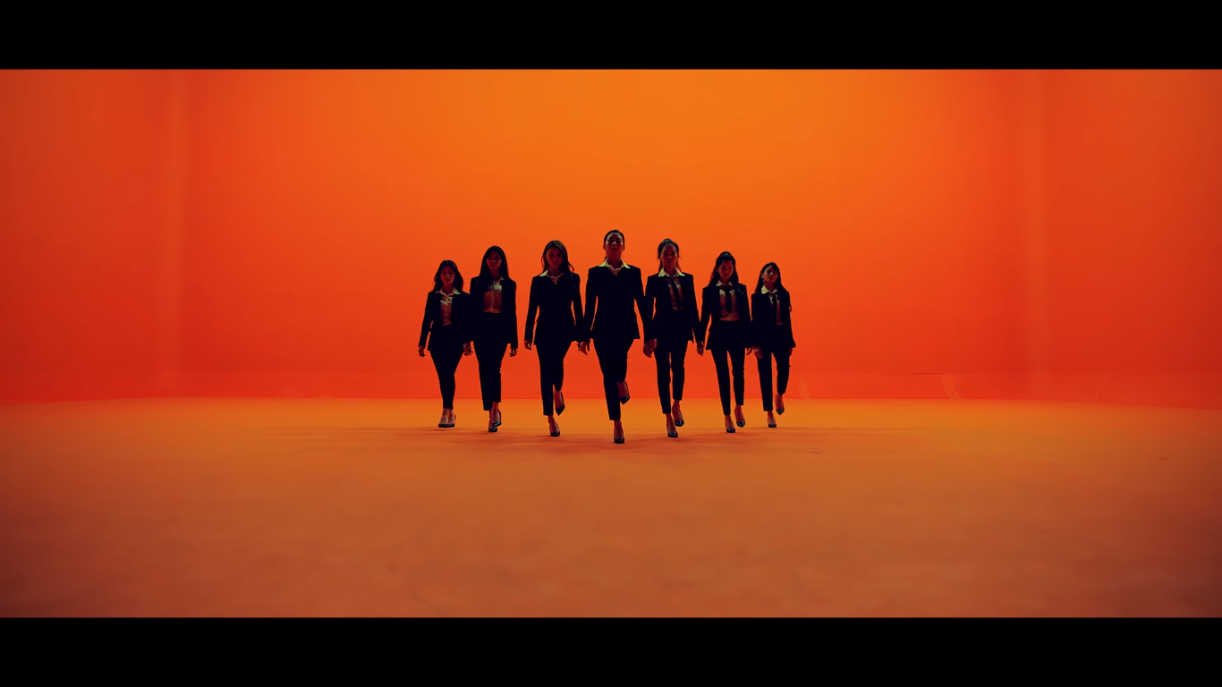 BLACK DRESS': MADUREZ, PODER Y SEGURIDAD CON CLC