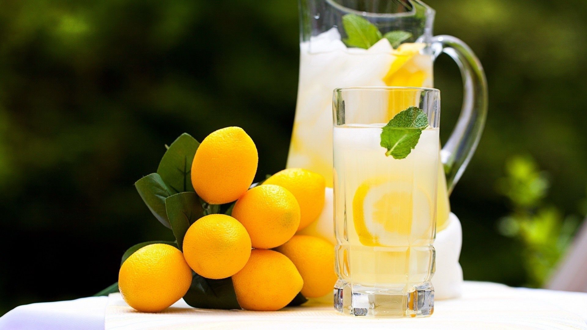 Lemons And Lemonade HD Wallpaper