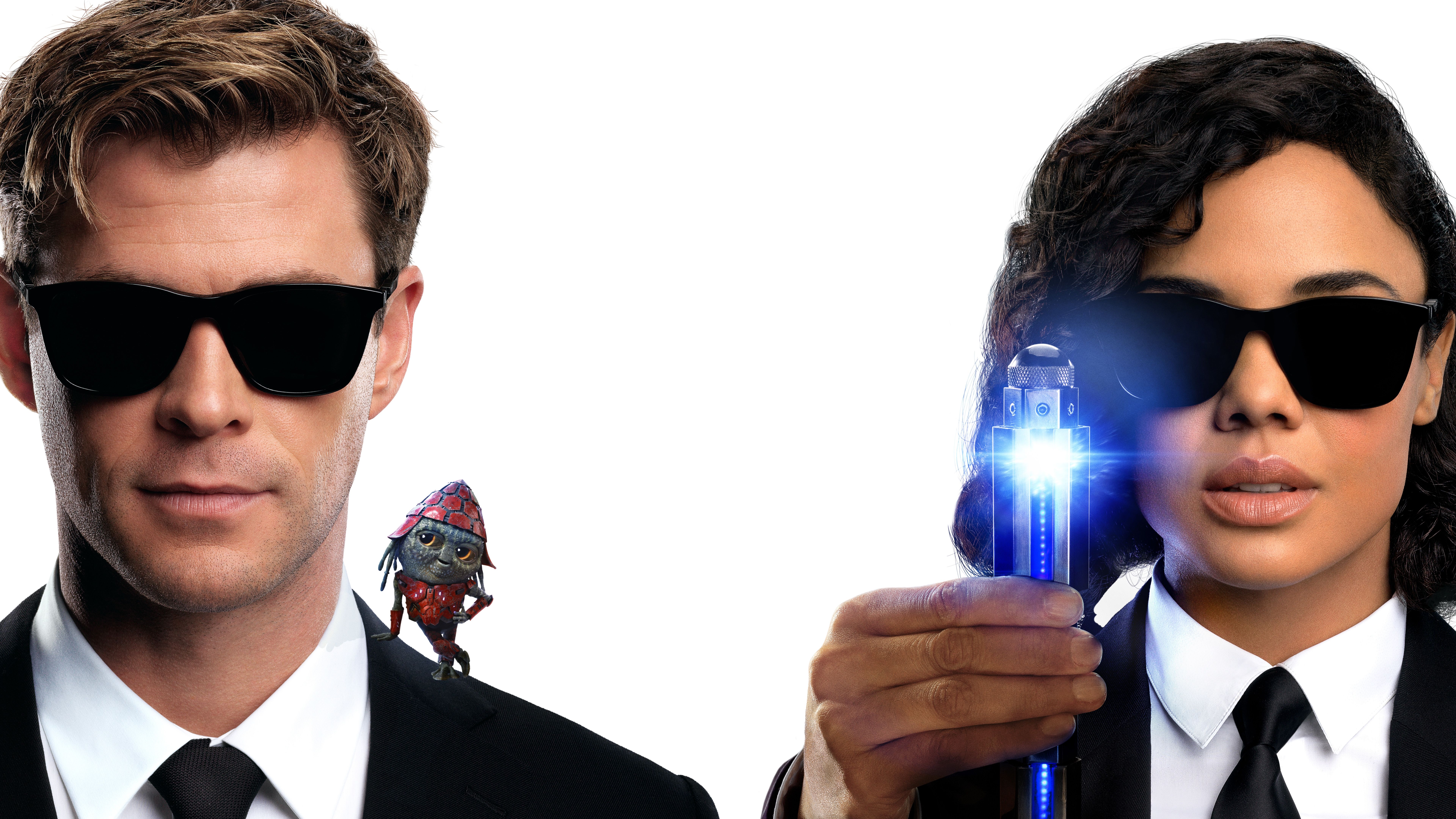 Download 7680x4320 Men In Black: International, Chris Hemsworth, Tessa Thompson Wallpaper