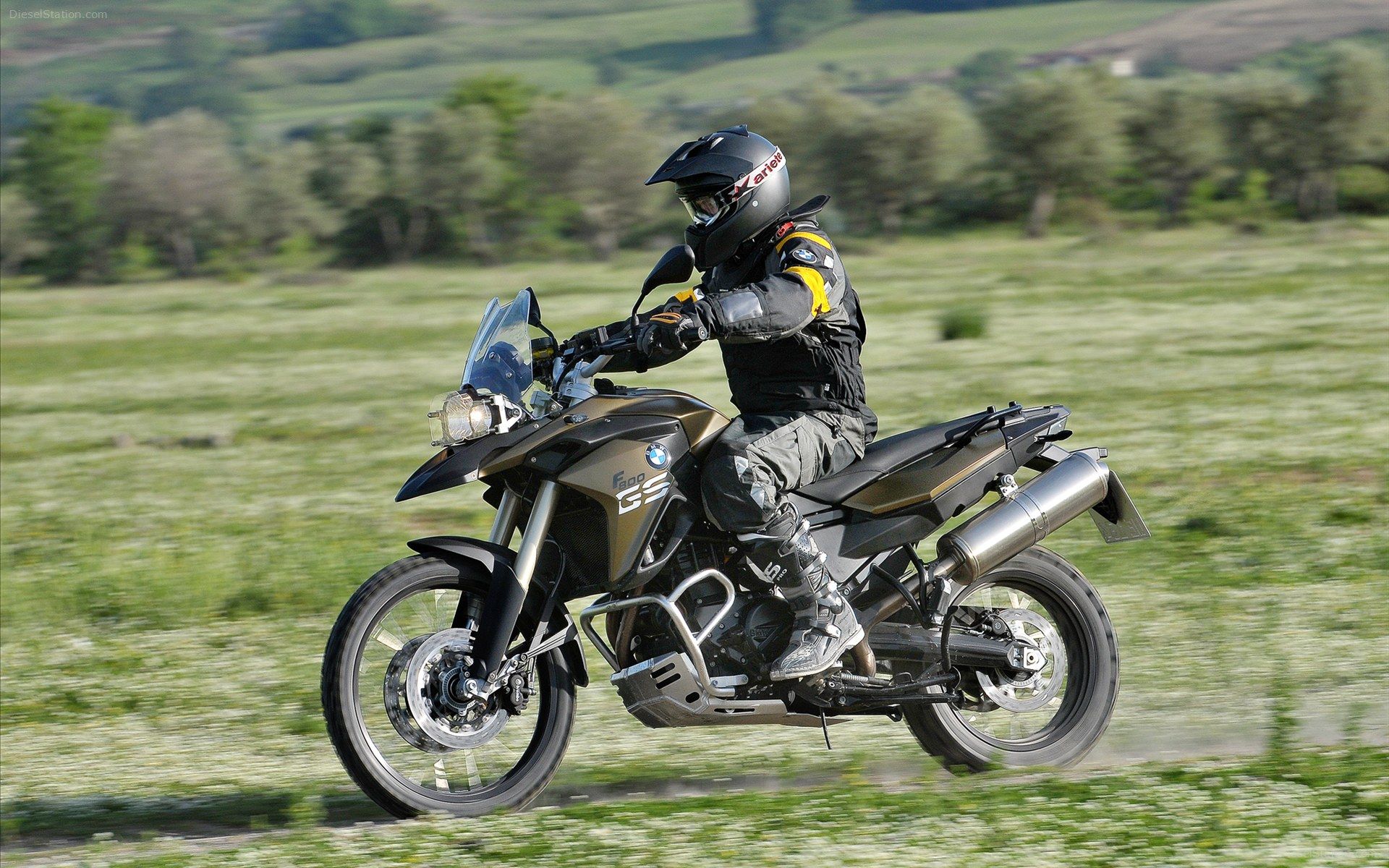 BMW F 800 GS 2012 Widescreen Exotic Car Wallpaper of 64, Diesel Station