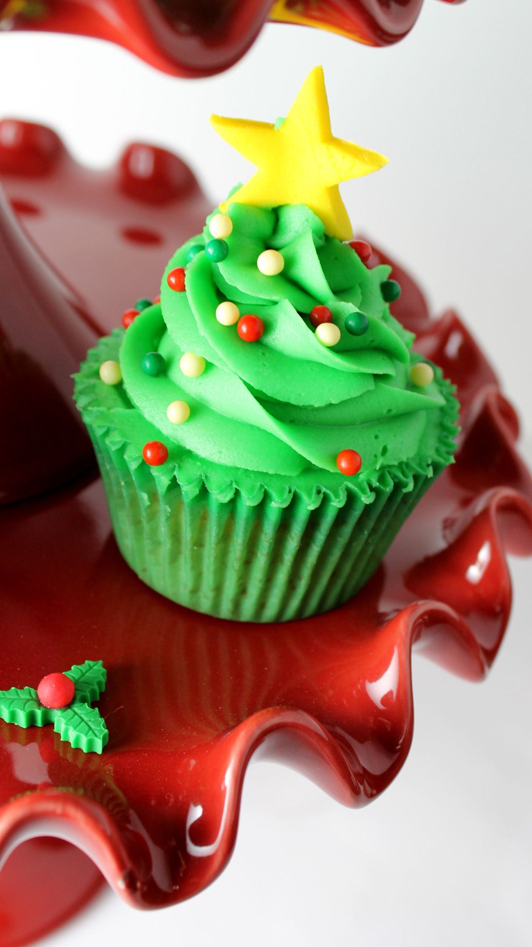 Christmas cupcakeK wallpaper, free and easy to download