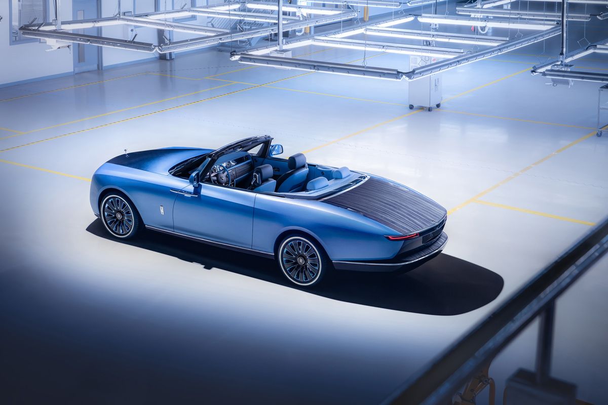 West Sussex Customs: Building The £20M Rolls Royce Boat Tail