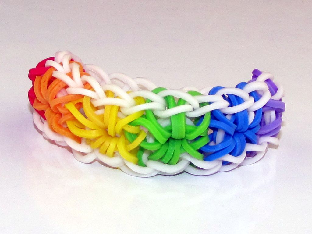 How to Make Rubber Band Bracelets: 40 DIYs