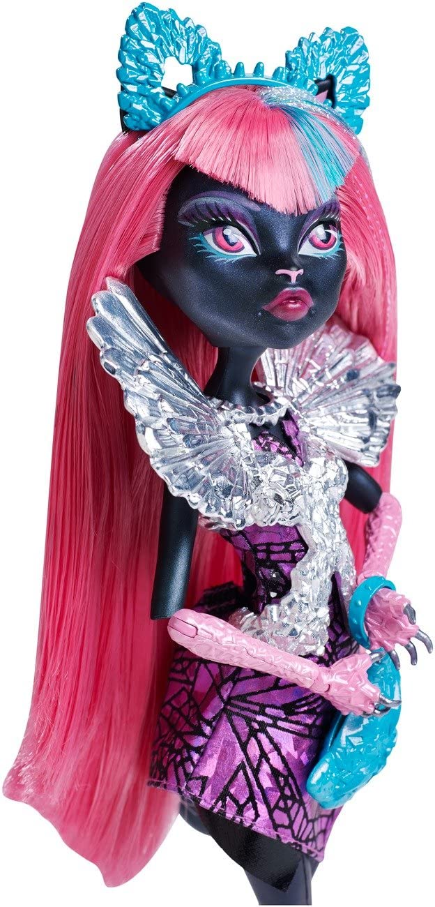 Monster High Boo York Bloodway Catty Noir Doll: Toys & Games