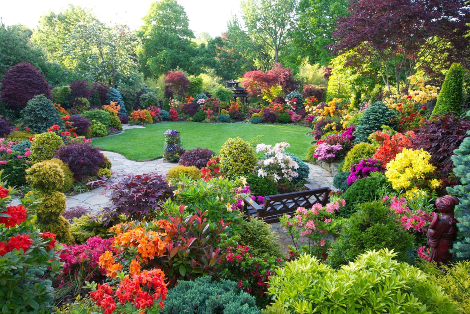 Beautiful Home Flower Gardens Wallpaper Desktop Wallpaper. Beautiful home gardens, Most beautiful gardens, Beautiful gardens