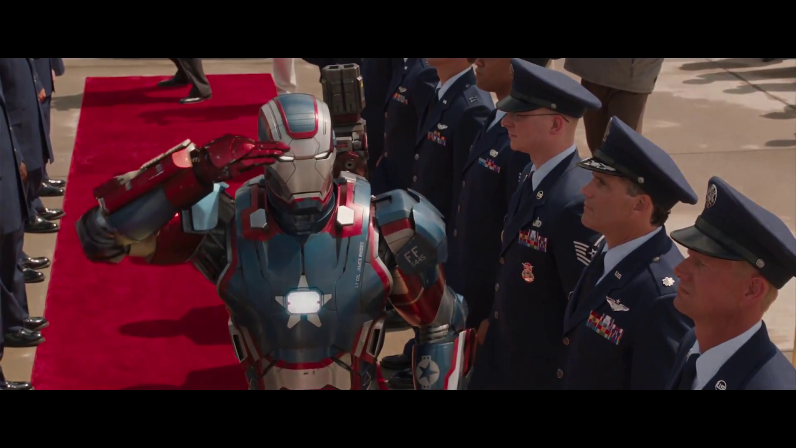 Iron Patriot.. James Rhodes.. Iron Man 3.. ?x?.. #screencap