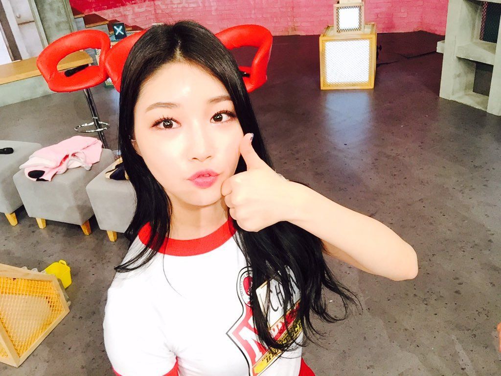 IOI Chungha ASC discovered by Marie Nelle Hugo