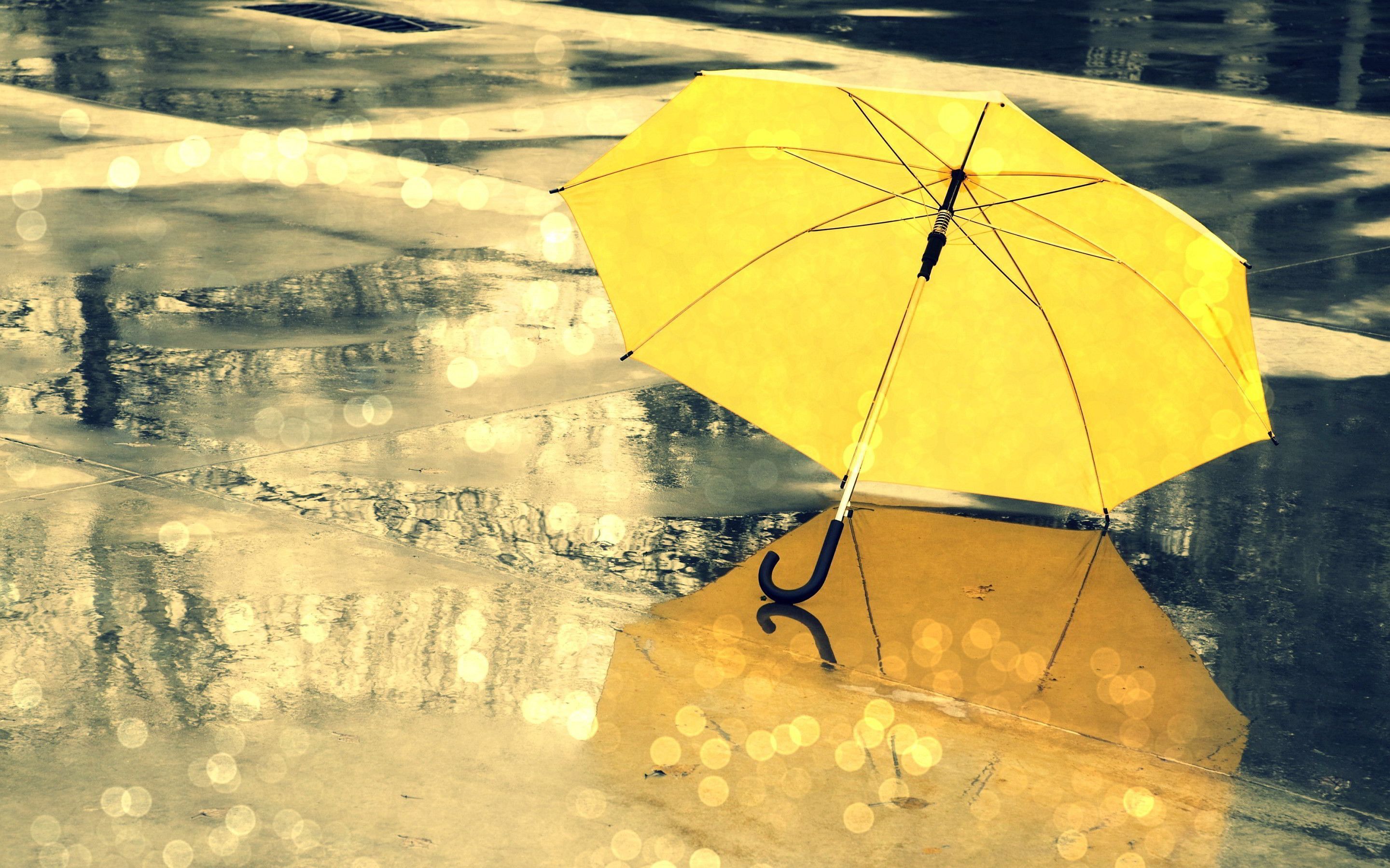 Yellow umbrella on the road day. Misc, Stuff Wallpaper. HD Wallpaper Download for iPad and iPhone Widescreen 2160p U. Paying, Wallpaper fotografi, Payung