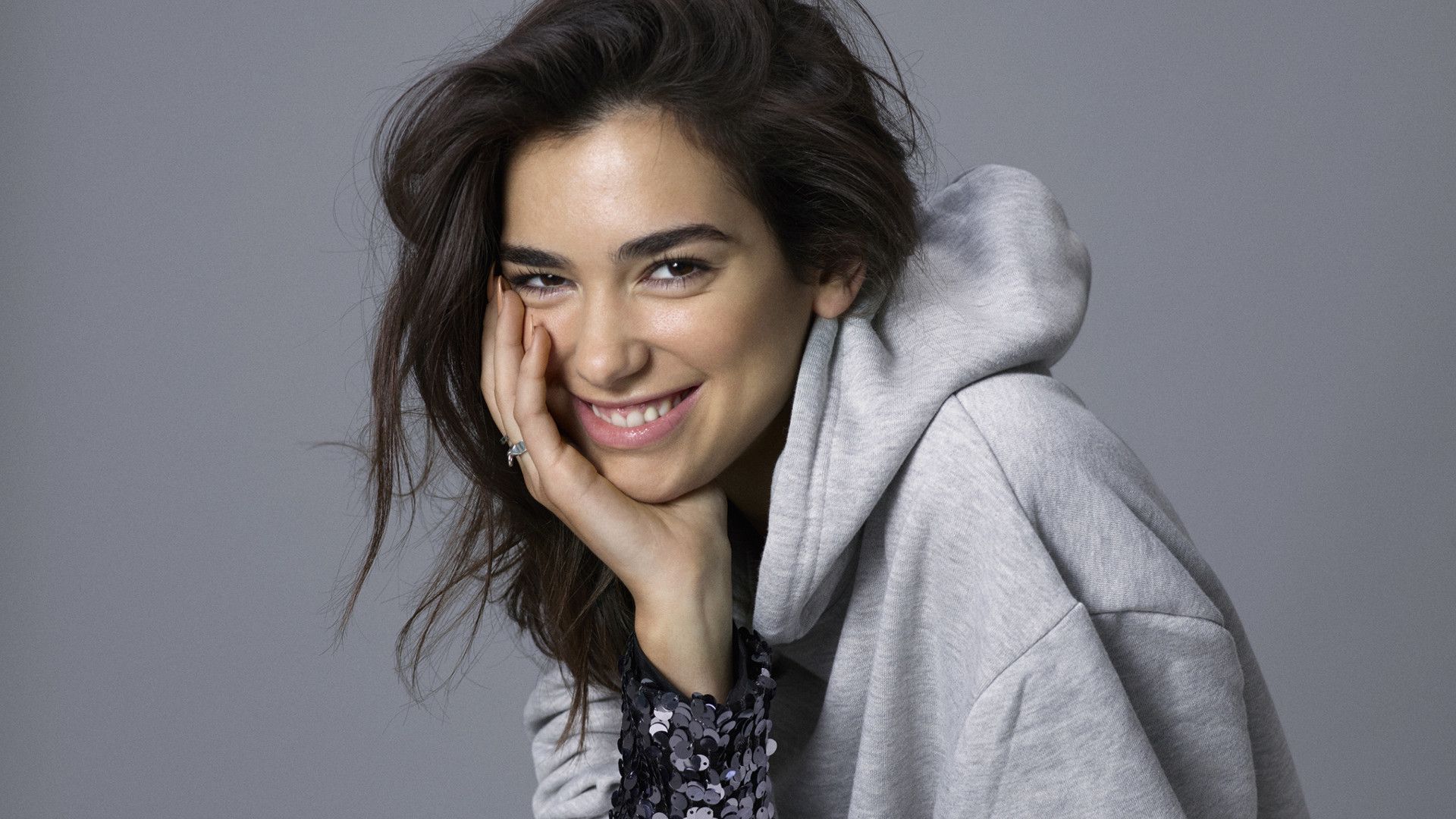 Dua Lipa Wallpaper background picture