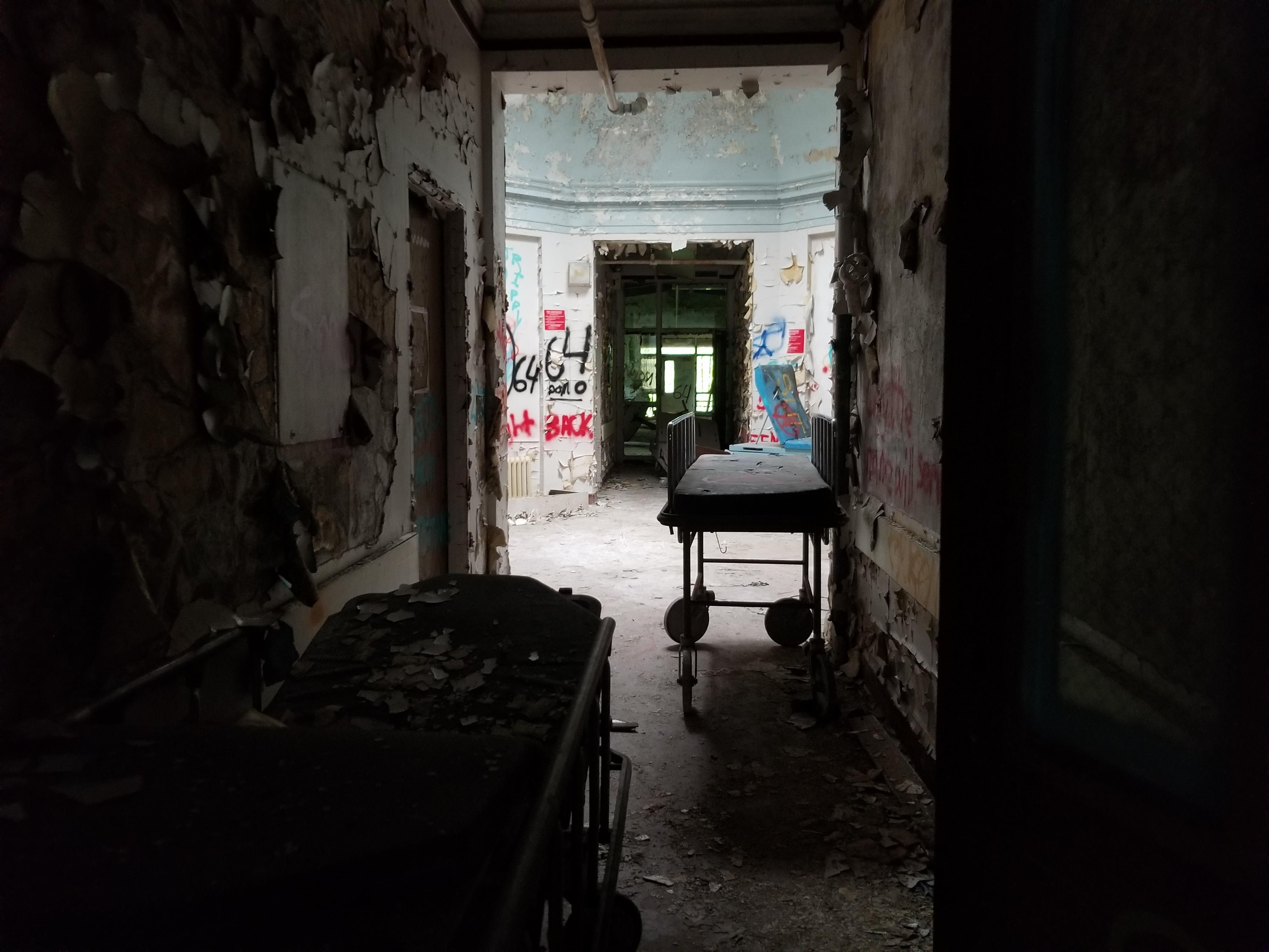 ITAP of an abandoned mental hospital #photo #background #editor #wallpaper #photohd #photonew #photobackgro. Photo background editor, Photo background, Wallpaper