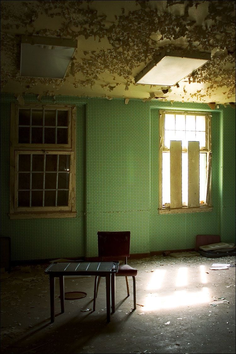 Free download whitbys abandoned psychiatric hospital in ontario canada [750x1125] for your Desktop, Mobile & Tablet. Explore Wallpaper for Bedrooms in Canada. Nice Wallpaper for Bedrooms, Home Depot Wallpaper