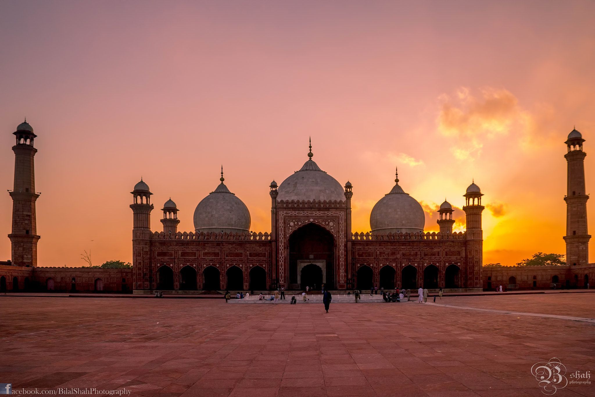 BADSHAHI MASJID ideas. masjid, mosque, pakistan