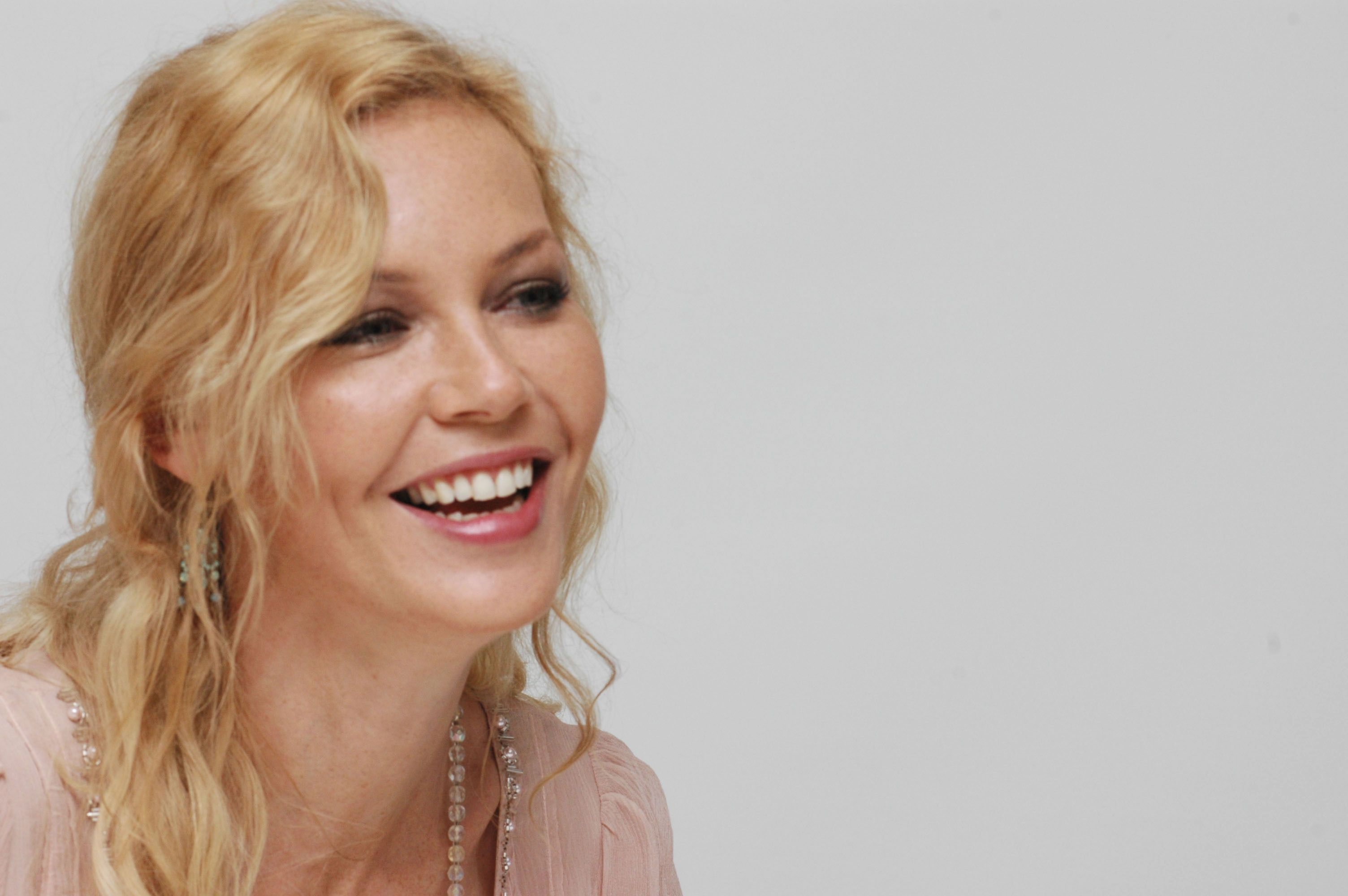 Connie Nielsen Wallpapers - Wallpaper Cave