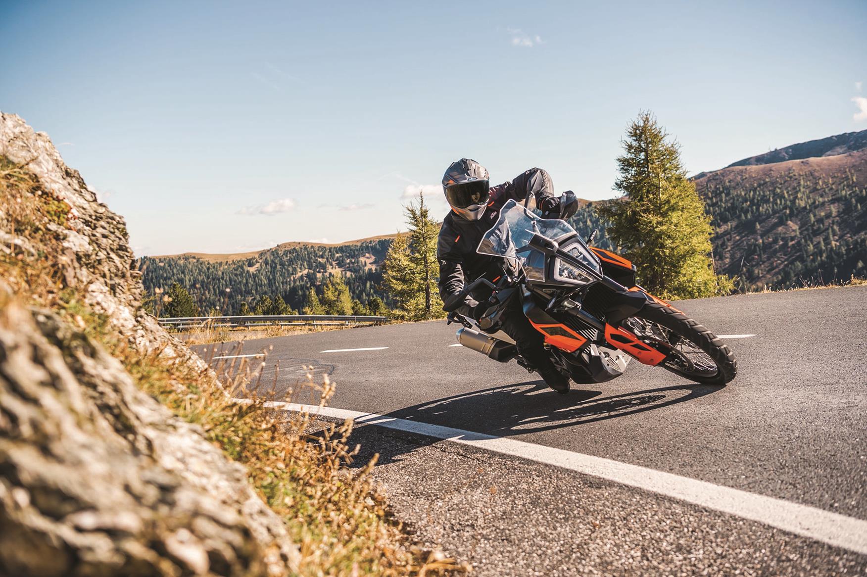 KTM 790 ADVENTURE (2019) Review