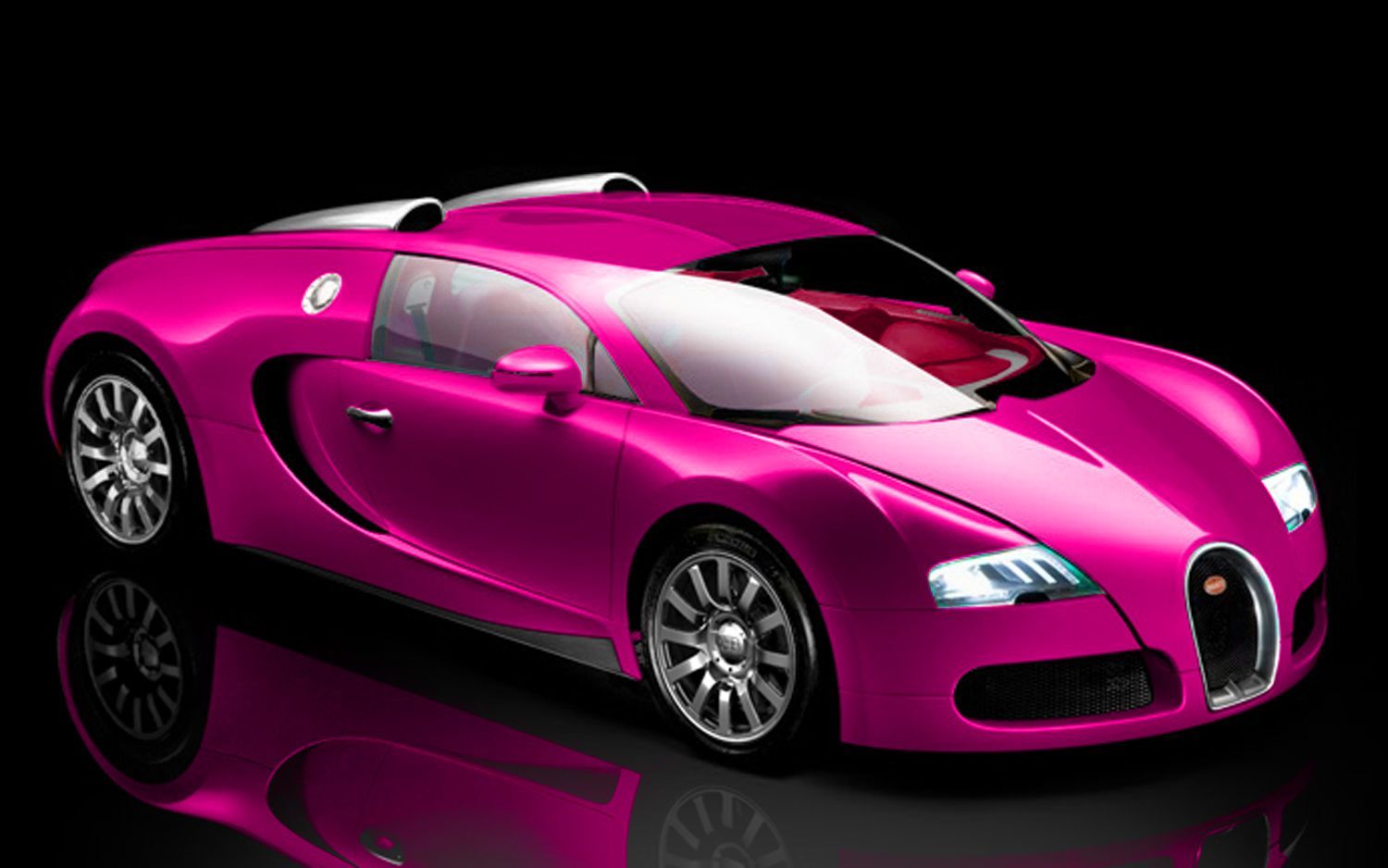Not Pretty: British TV Star Painting Bugatti Veyron Pink. Super luxury cars, Bugatti veyron, Bugatti veyron 16