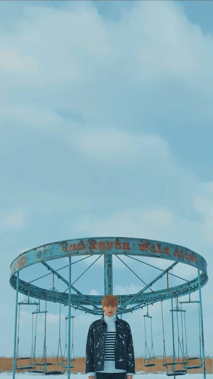 Download Spring day Jungkook Wallpaper by Mikaightru now. Browse millions of popular bts Wallpape. Latar belakang, Wallpaper desktop, Gambar