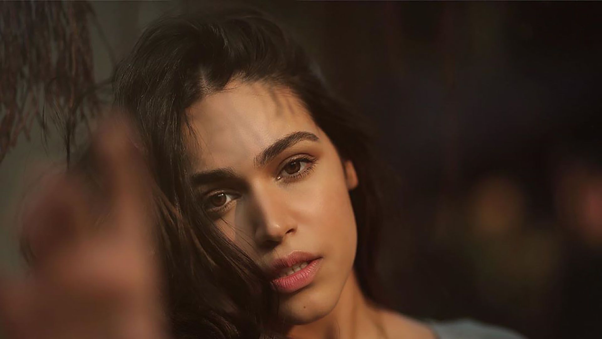 Actress Naila Grewal High Definition Wallpaper 54896