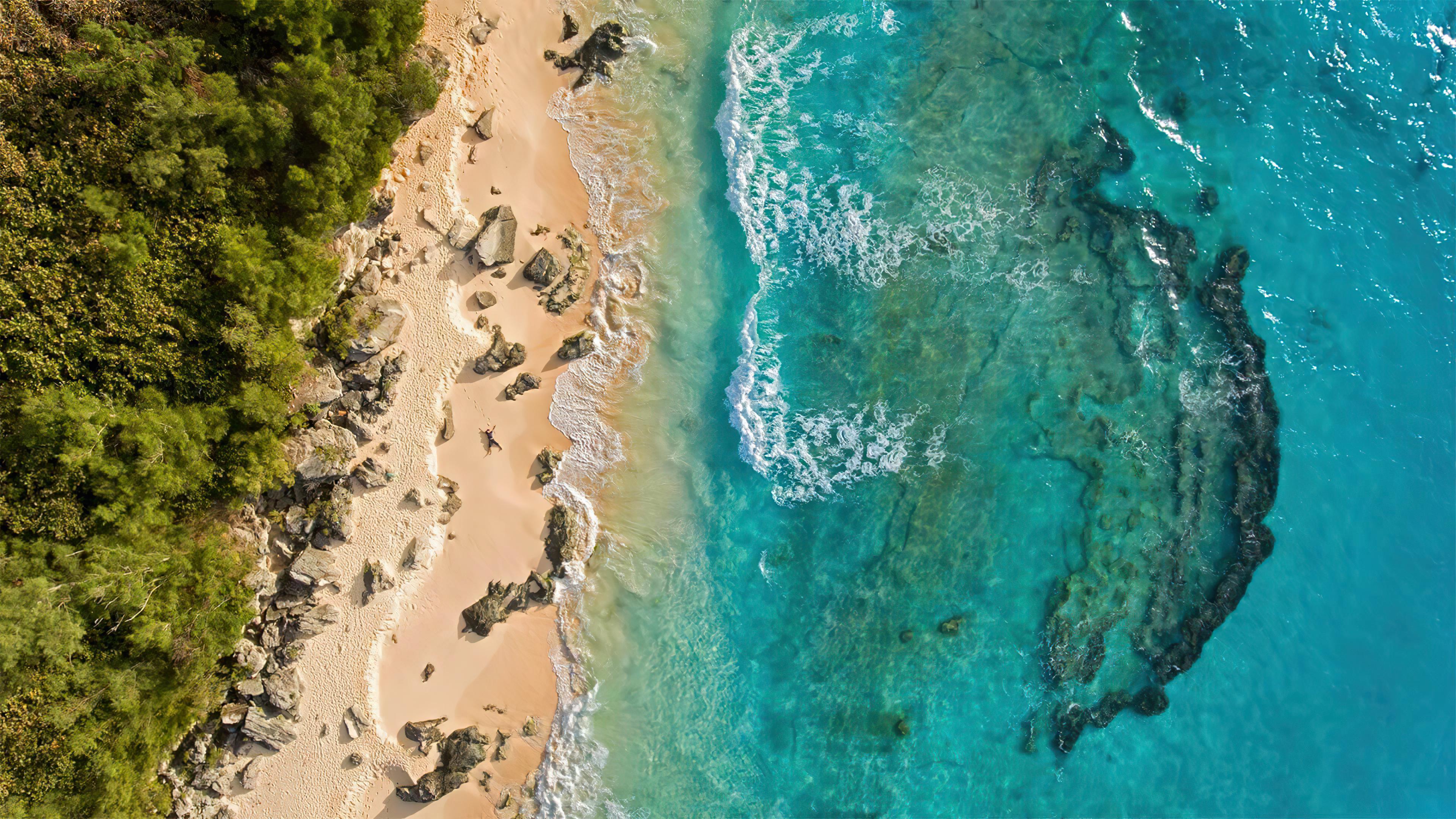 Aerial View of Marley Beach Bermuda 4K wallpaper