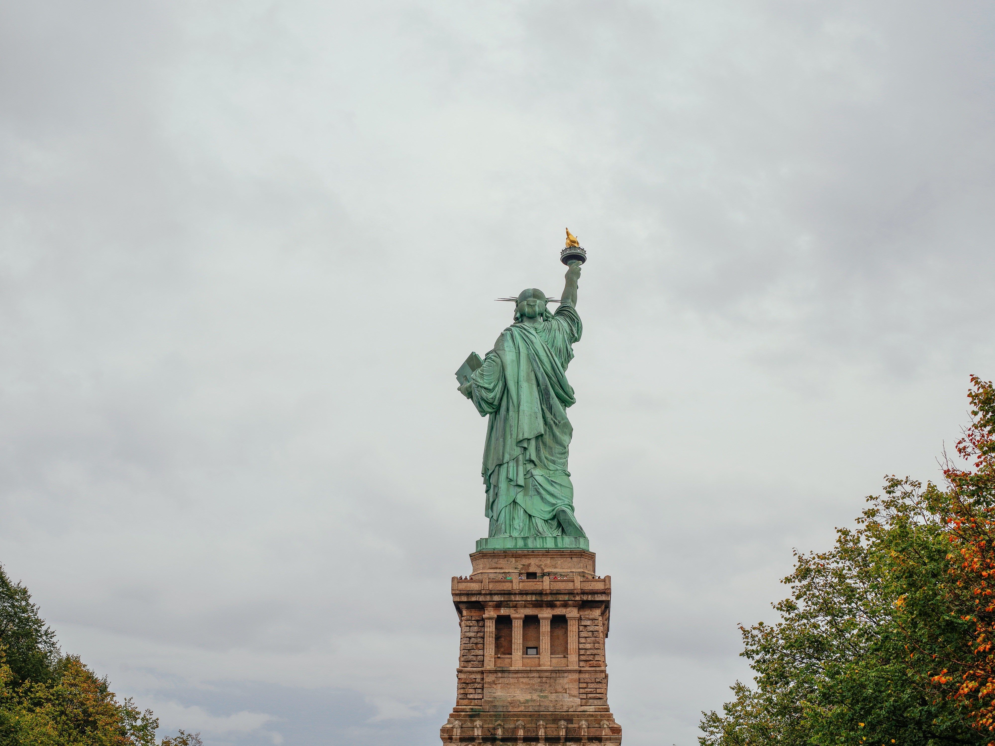 statue of liberty 4k ultra HD wallpaper High quality walls