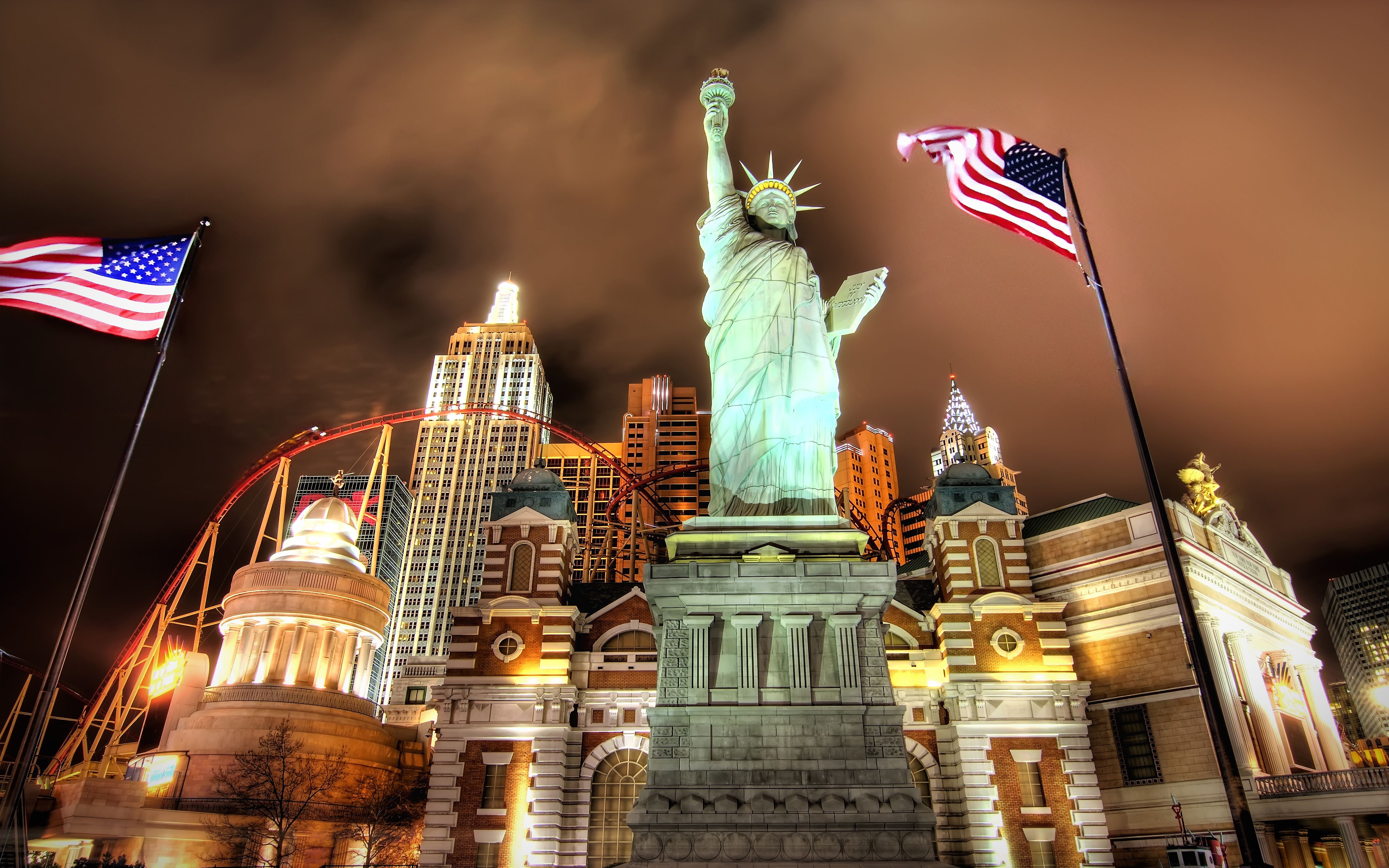 A Copy Of Njuork And Statue Of Liberty In Las Vegas.nevada Desktop HD Wallpaper For Mobile Phones Pc And Tablet 4255x2659, Wallpaper13.com