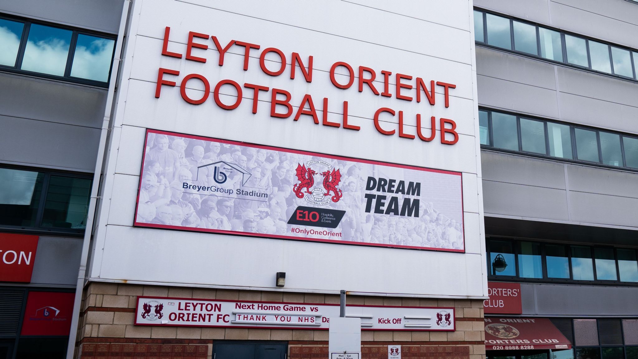 Leyton Orient Wallpapers - Wallpaper Cave 