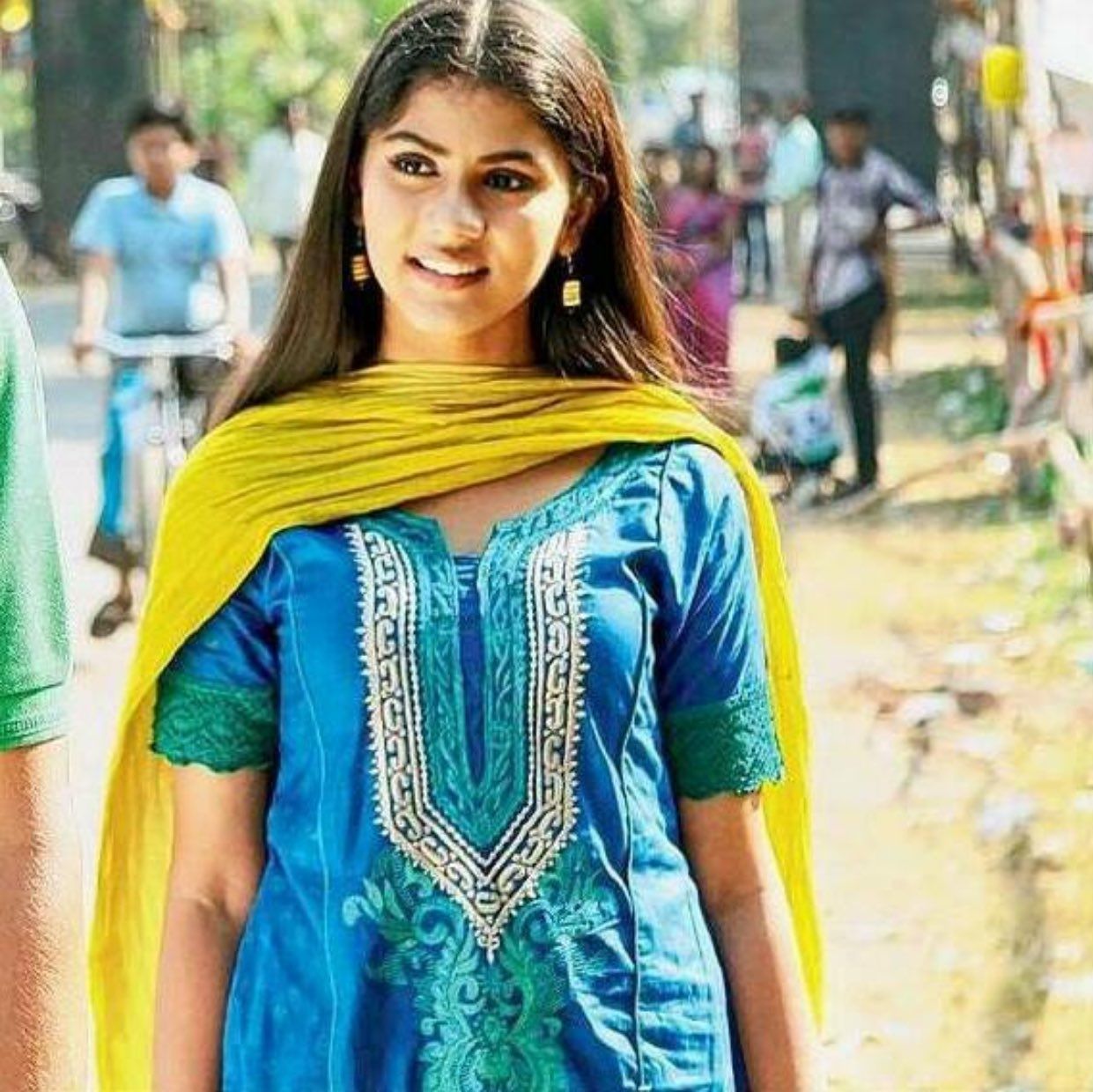 Rittika Sen is how time fly away almost 9 years back in 2012 during the shoot when I was playing my first lead character in #AscheBochorAbarHobe in Durgapur, Markuni Pali