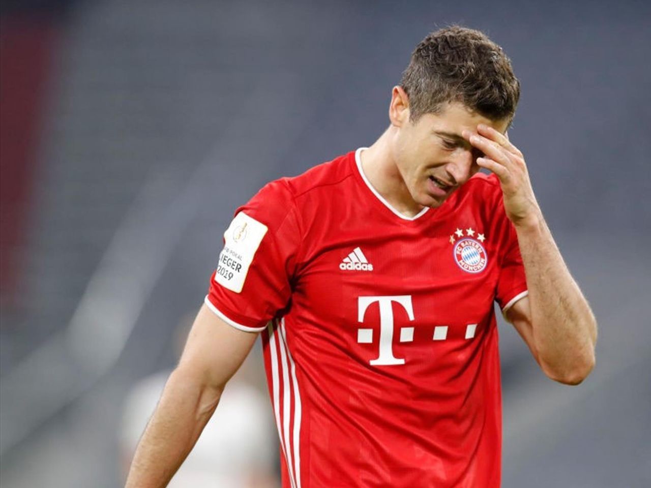 Robert Lewandowski not the only player 'robbed' by hasty Ballon d'Or cancellation