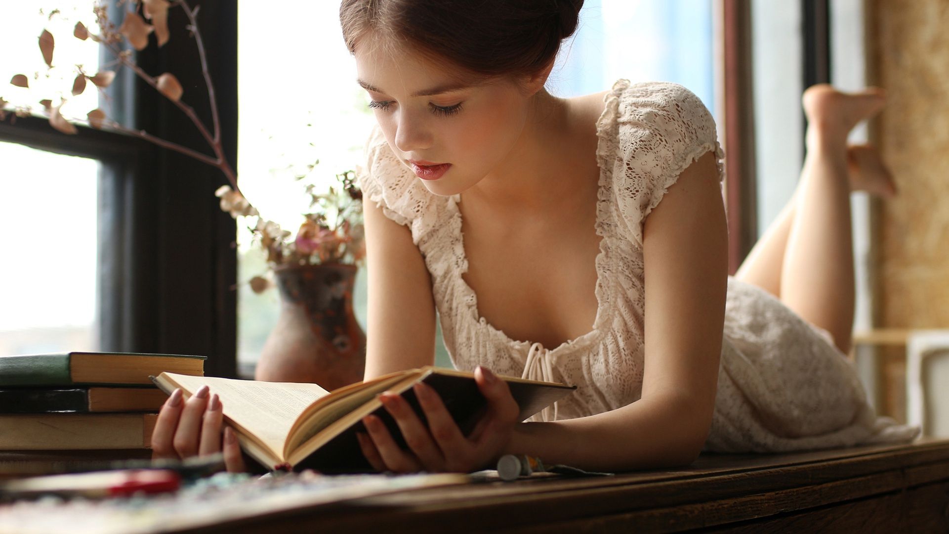 Wallpaper, books, women, model, reading, barefoot 1921x1080