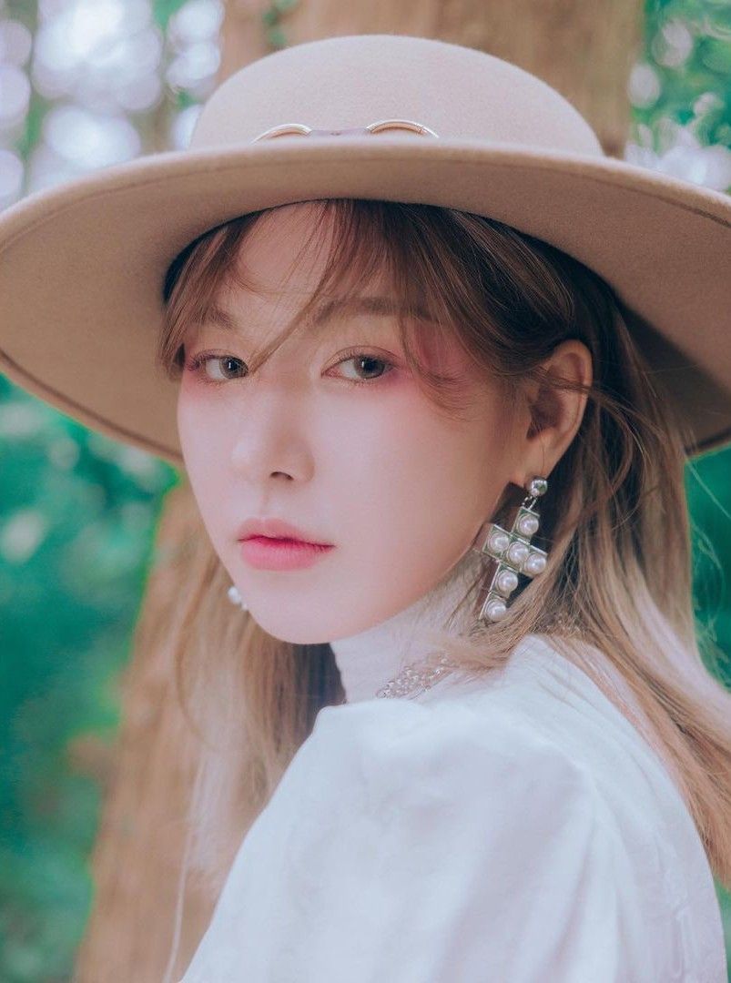 WENDY The 1st Mini Album [Like Water]. Wendy red velvet, Red velvet, Velvet