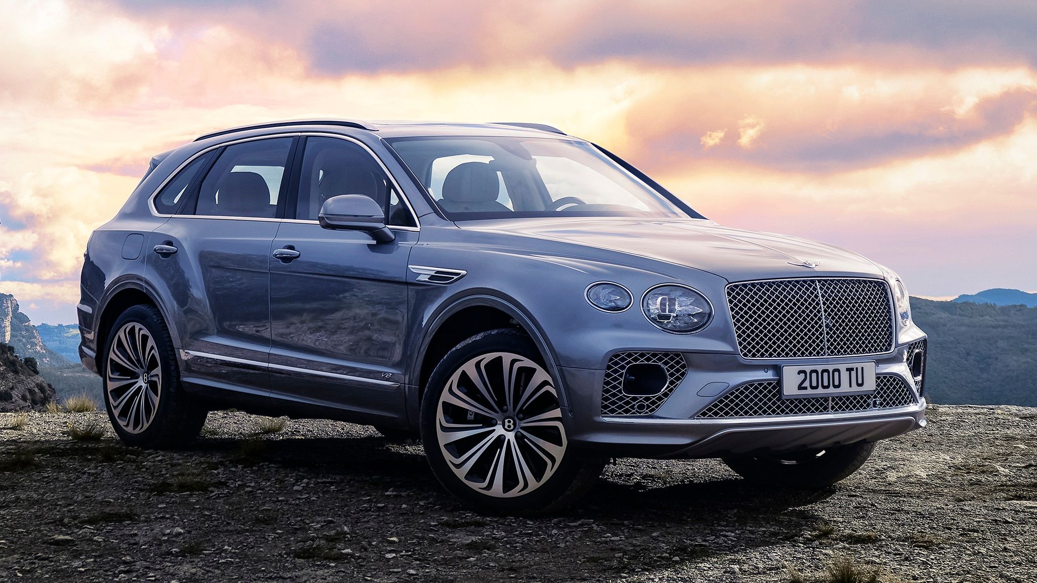 Bentley Bentayga First Look: Modern Luxury