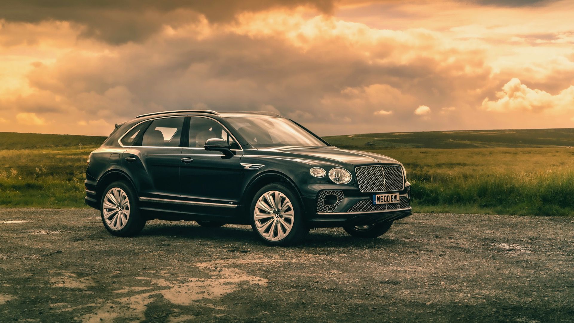 Bentley Bentayga Four Seat Option Detailed