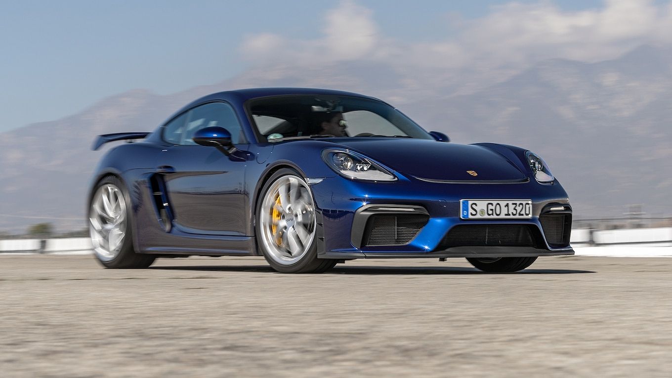 Porsche Cayman gt4 2021