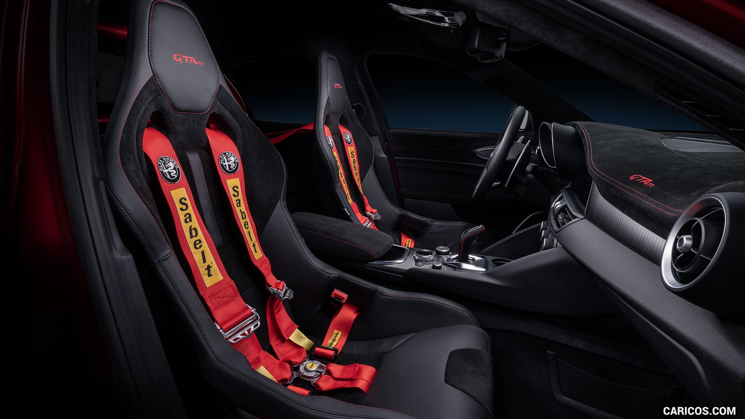 Alfa Romeo Giulia GTA, Front Seats. HD Wallpaper