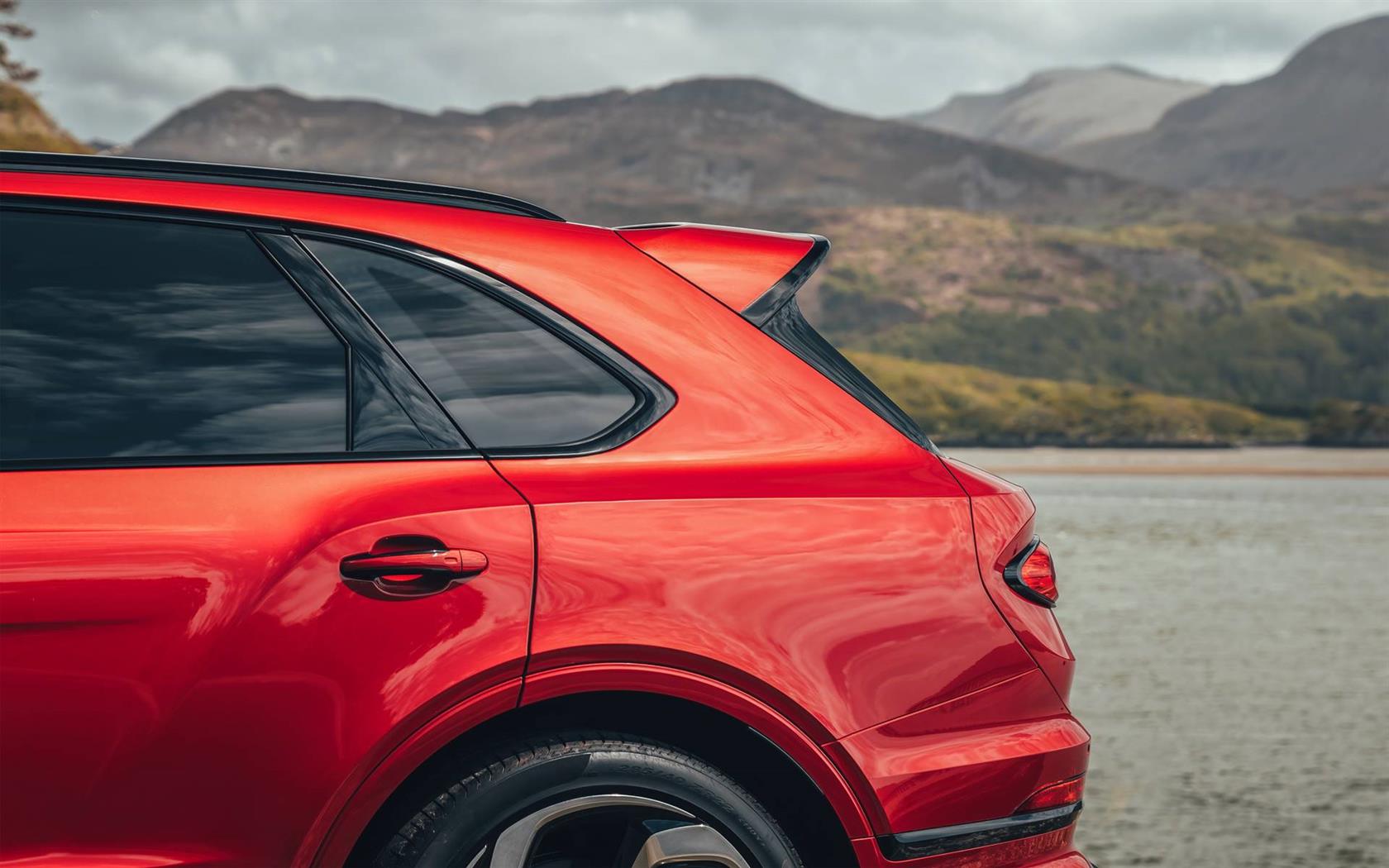 Bentley Bentayga S Image. Photo 20 of 25